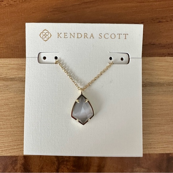 Kendra Scott Cory Gold Slate Cats Eye Necklace - Picture 1 of 3